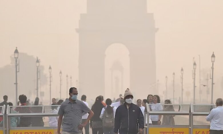 Fog blanket in Delhi-NCR, IMD gives update