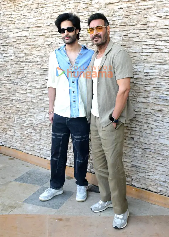 Photos: Ajay Devgn and Aaman Devgan snapped promoting Azaad | Parties & Events