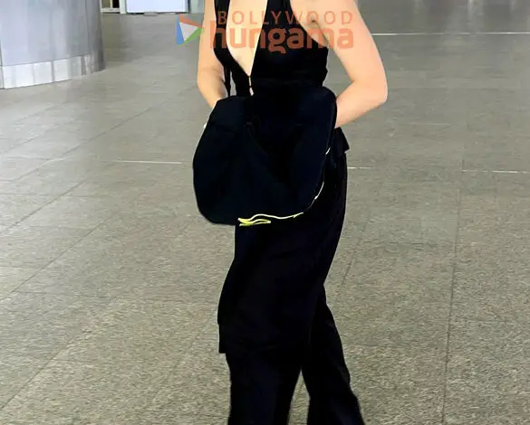 Photos: Alaya F, Manushi Chhillar, Sara Ali Khan and others snapped at the airport | Parties & Events