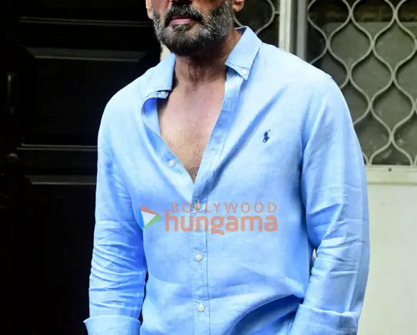 Photos: Suniel Shetty snapped at Krome Studio in Bandra | Parties & Events