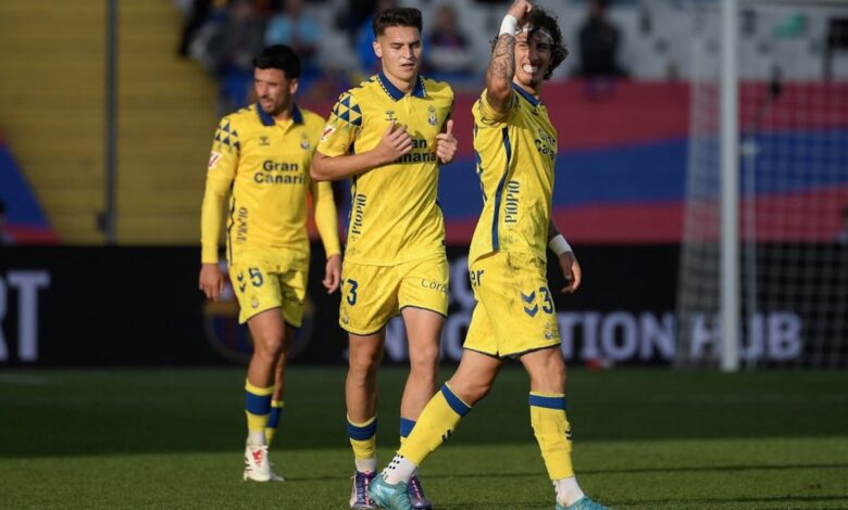 Las Palmas Stun La Liga Leaders Barcelona on 125th Anniversary