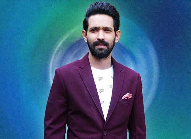 Vikrant Massey begins shooting in Dehradun for Aankhon Ki Gustaakhiyan, meets Uttarakhand CM Pushkar Singh Dhami : Bollywood News