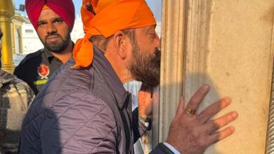 EXCLUSIVE: Sanjay Dutt visits Golden Temple to take blessings for newly-launched Dubai-based food venture Franktea : Bollywood News