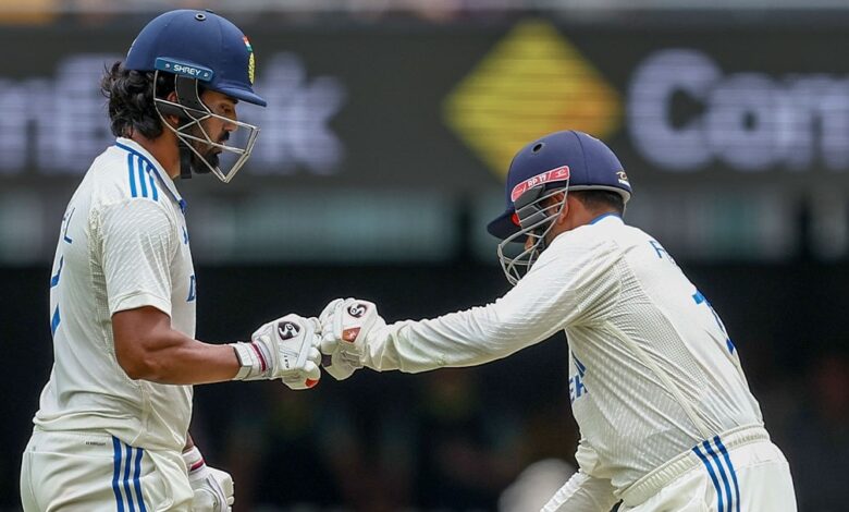 India's troubles increased after Australia's big innings