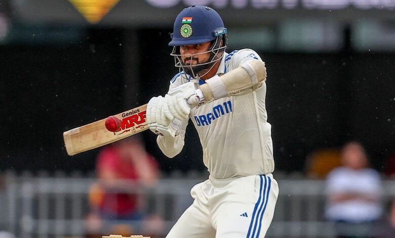 Akashdeep hits a six off Virat Kohli's bat in Gaba Test