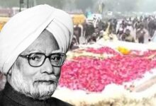 Dead body of former PM reaching Nigam Bodh Ghat