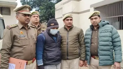 पुलिस की गिरफ्त में आरोपी डॉक्टर.