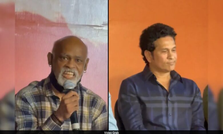 As Vinod Kambli Sings A Song, Sachin Tendulkar's Reaction Can't Be Missed. Videos