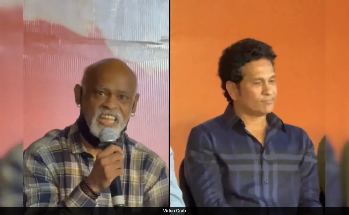 As Vinod Kambli Sings A Song, Sachin Tendulkar's Reaction Can't Be Missed. Videos