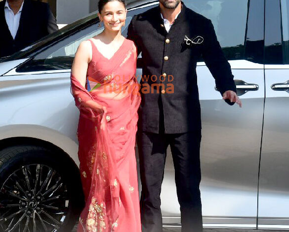 Photos: Alia Bhatt, Ranbir Kapoor, Kareena Kapoor Khan, Saif Ali Khan and others snapped at Kalina airport