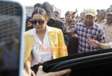 Photos: Shah Rukh Khan with wife Gauri and daughter Suhana snapped at the Gateway of India