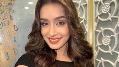 Shraddha Kapoor REACTS sharply to journalist's question over relationship status : Bollywood News