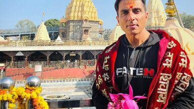 Sonu Sood seeks blessings at Mahakaleshwar Temple in Ujjain ahead of the release of Fateh, watch : Bollywood News