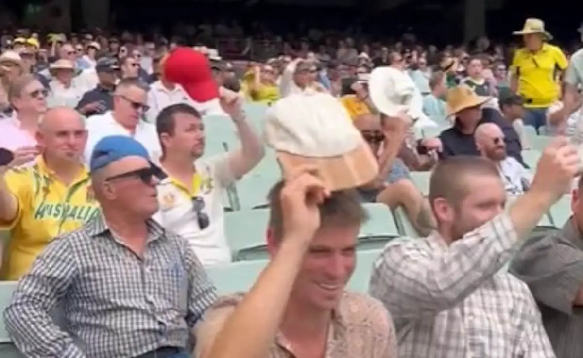 India, Australia Fans Join Forces For Iconic 'Floppy Hats' Tribute To Shane Warne. watch