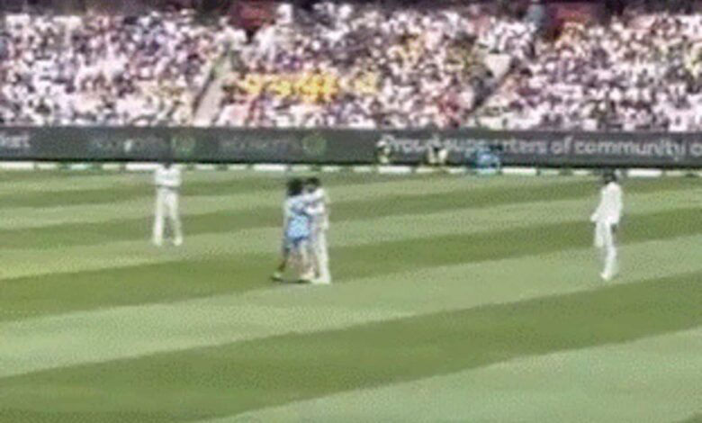 Pitch Invader Interrupts Test Match To Hug Virat Kohli, This Happens Next. watch