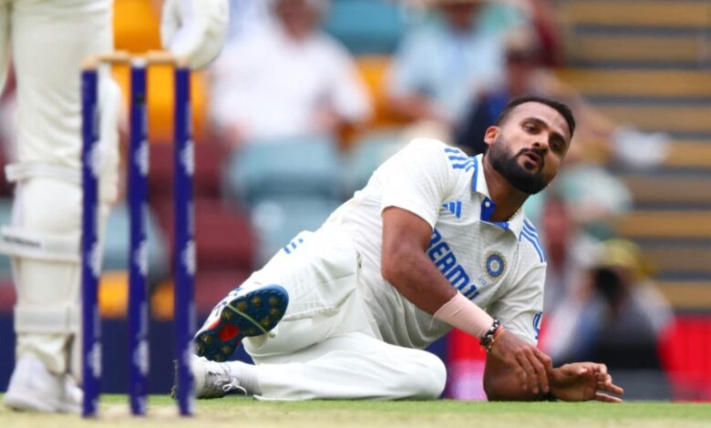 Akash Deep Saves Boundary But Australia Still Get 4 Runs During 3rd Test - Video Goes Viral