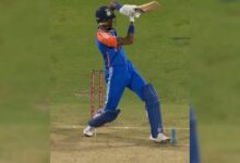 Hardik Pandya's 'No-Look Six' to Slam Half-Tentury in 27 Balls vs England Goes VIRAL. Internet Says 'India's Greatest ...'