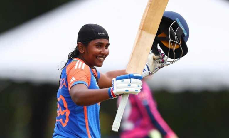 Gongadi trisha following mithali raj's footsteps, paces innings like her 'Idol'