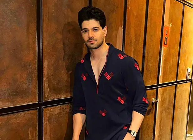 Sooraj Pancholi joins historical epic Kesari Veer, seeks blessings at Somnath Temple : Bollywood News