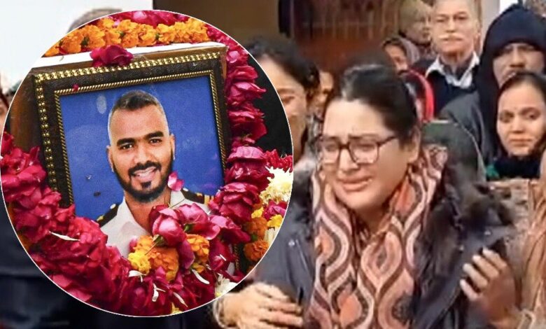 Wife gives emotional farewell to martyr Captain Sudhir Yadav