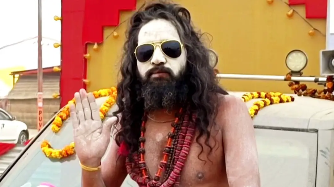 'Scorpio Baba' now in news in Mahakumbh