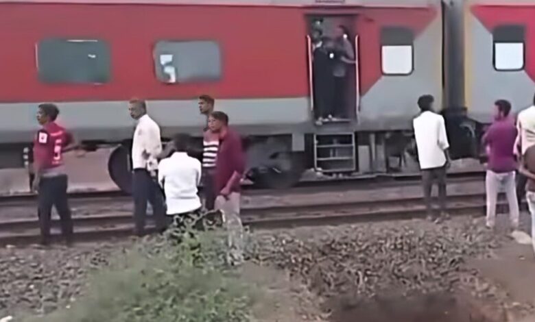 Big revelation regarding 13 deaths on tracks in Jalgaon!