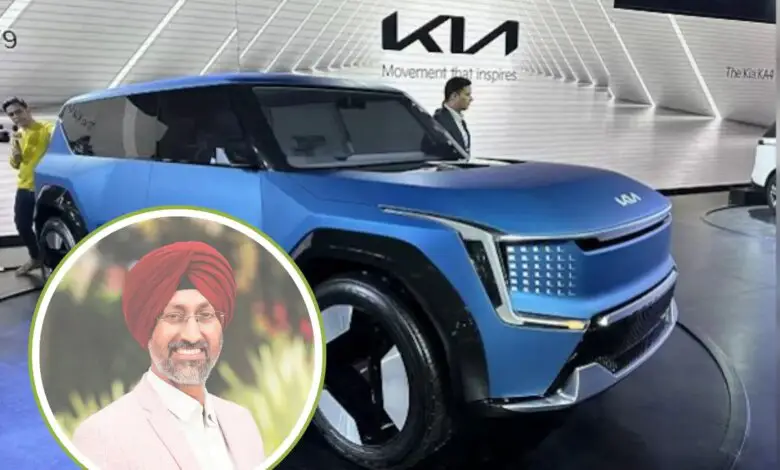 Bharat Mobility Global Expo 2025: To increase the penetration of EVs, it is necessary to reduce the difference in prices of EV and gas-oil engine vehicles - Kia EVs की पैठ बढ़ाने के लिए ईवी और गैस-तेल इंजन वाले वाहनों की कीमतों में अंतर घटाना जरूरी- Kia