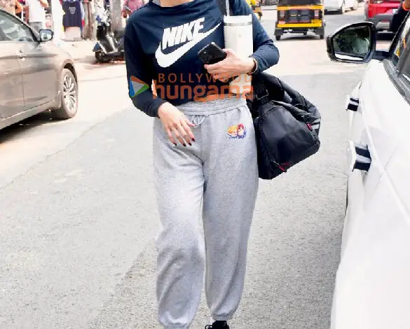 Photos: Daisy Shah spotted outside a gym in Bandra