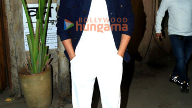 Photos: Hrithik Roshan snapped at One8 Commune in Juhu