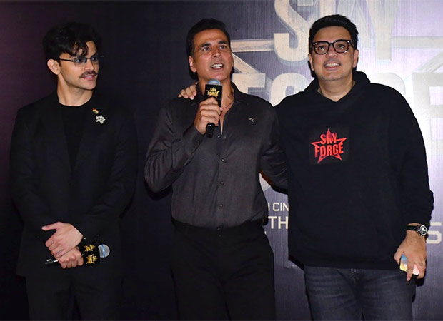 Sky Force trailer launch: Dinesh Vijan calls Akshay Kumar “Thanos” of MHCU; The latter disagrees with patriotic drama being called their first project, watch to know why! :Bollywood News