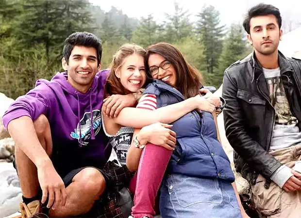 Yeh Jawaani Hai Deewani Box Office: Re-release garners Rs. 6.35 cr. on opening weekend :Bollywood Box Office