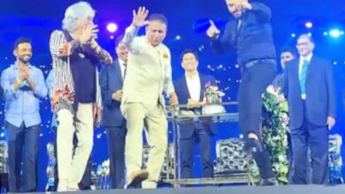 Sunil Gavaskar Treats Fans With Dance Moves On Om Shanti Om, Sachin Tendulkar Does This - Watch