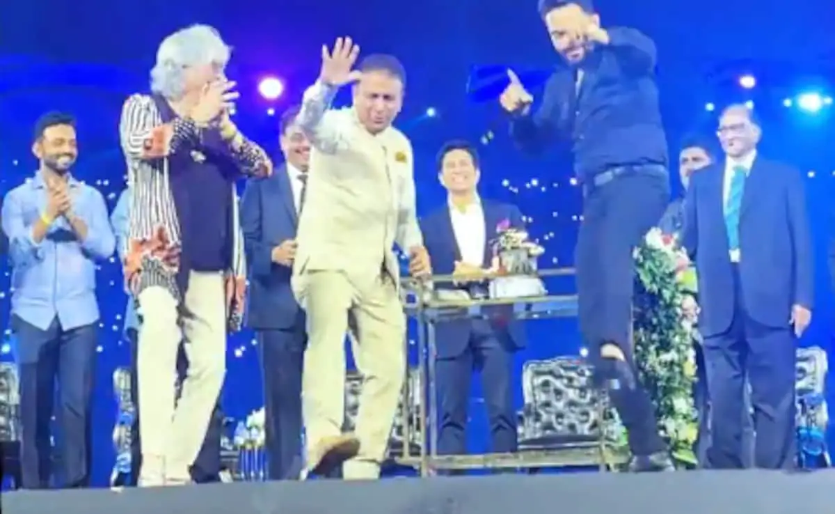 Sunil Gavaskar Treats Fans With Dance Moves On Om Shanti Om, Sachin Tendulkar Does This - Watch