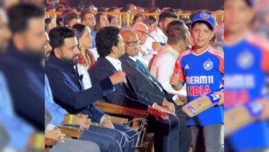 Young Fan Ignores Rohit Sharma's Fist-Bump Request, Ajinkya Rahane's Reaction Goes Viral. watch