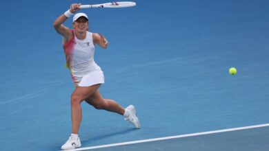 Merciless Iga Swiatek Crushes 'Lucky Loser' Eva Lys To Reach Melbourne Quarters