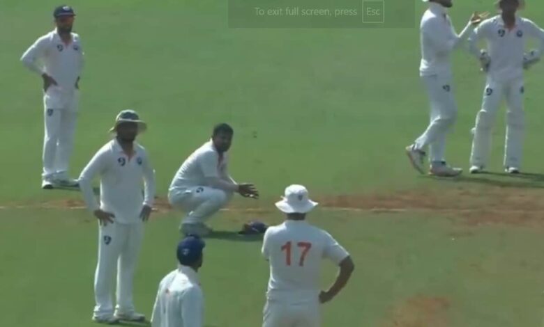 Huge controversy in Ranji Trophy as Shreyas Iyer Survives Caught Behind Appeal. Jammu and Kashmir Players in Shock