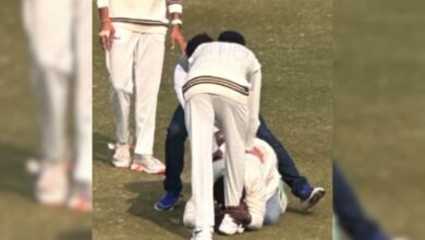 Major Security Breach during Virat Kohli's Ranji Trophy Return - Video Goes Viral