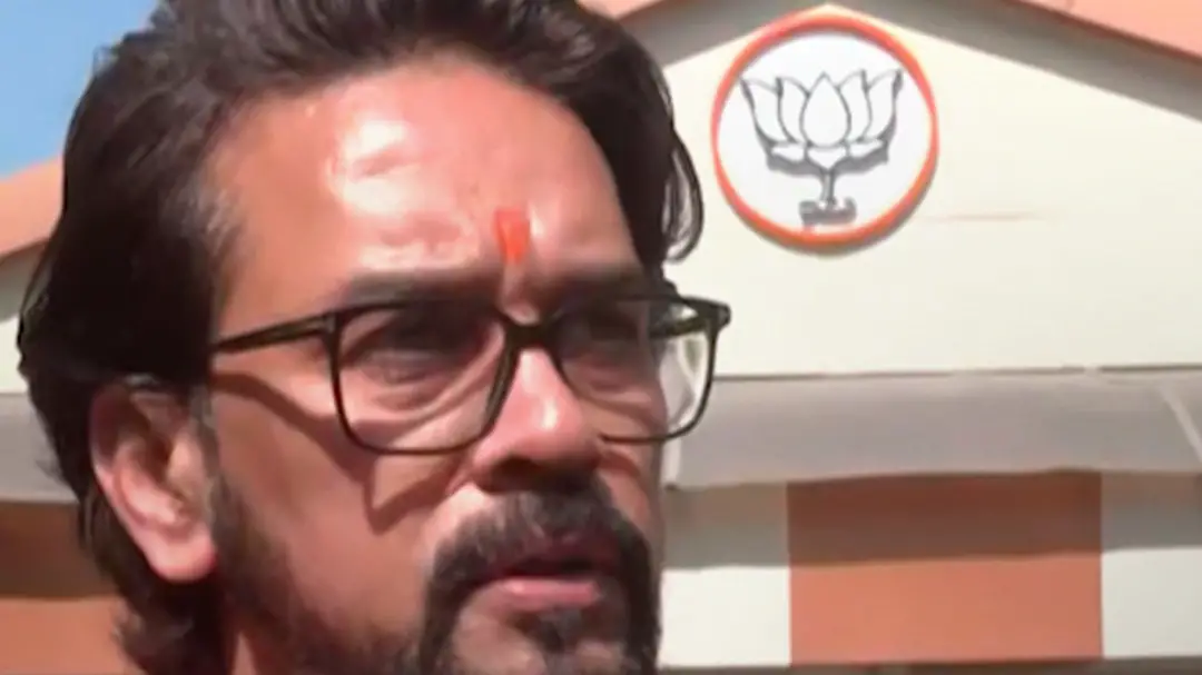 What did Anurag Thakur say on the defeat of Arvind Kejriwal?