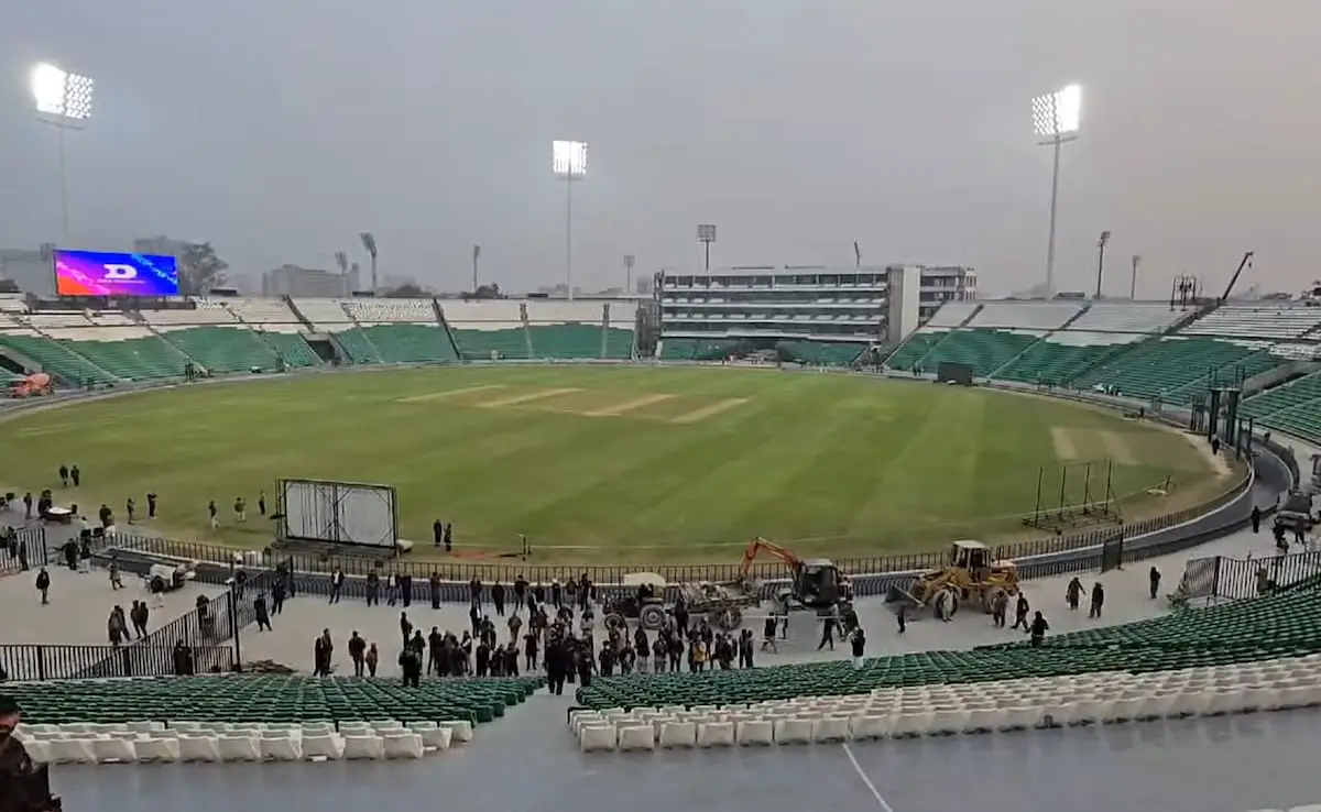 Pakistan Cricket Board Gets Creative to Prevent Pitch Invurse in Champions Trophy. Watch