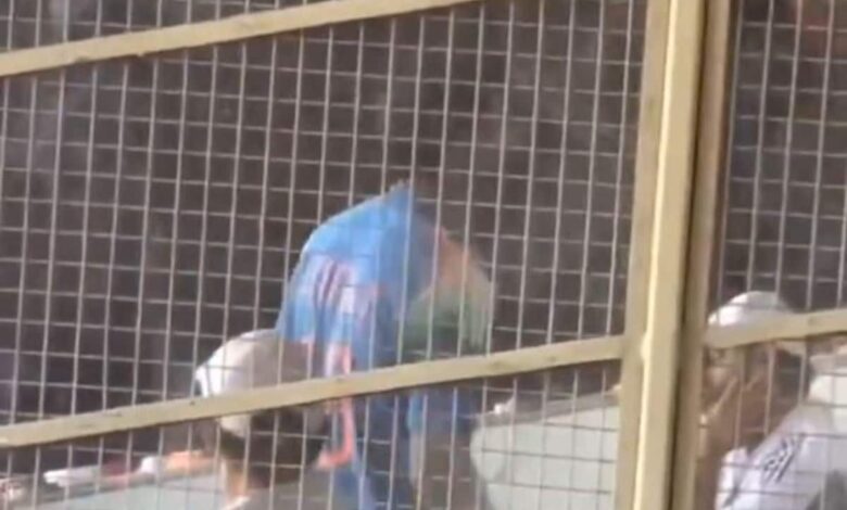 Virat Kohli Unhappy after Dismissal in 3rd Odi. Rohit Sharma does this - Watch