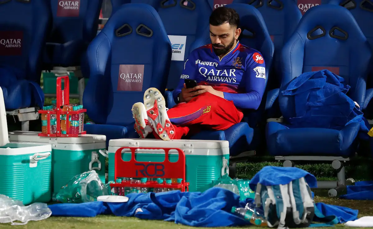 Why wasn't Virat Kohli Given RCB Captaincy? Sanjay manjrekar explains 'pressure' Factor