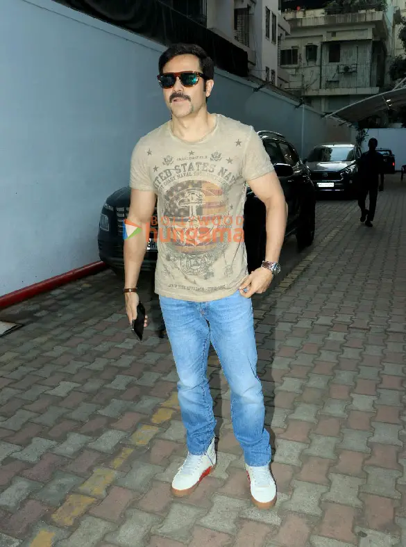 Photos: Emraan Hashmi snapped in Bandra