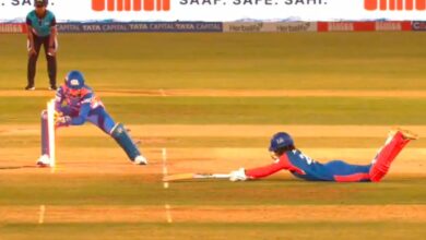 Controversy in wpl 2025 as delhi capitals survive last-ball run-out to beat Mumbai Indians. Watch