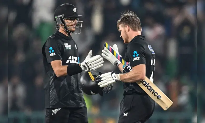 Tri-Nation Series: Glenn Phillips and Mitchell Santner Lead New Zealand to 78-Run Win over Pakistan