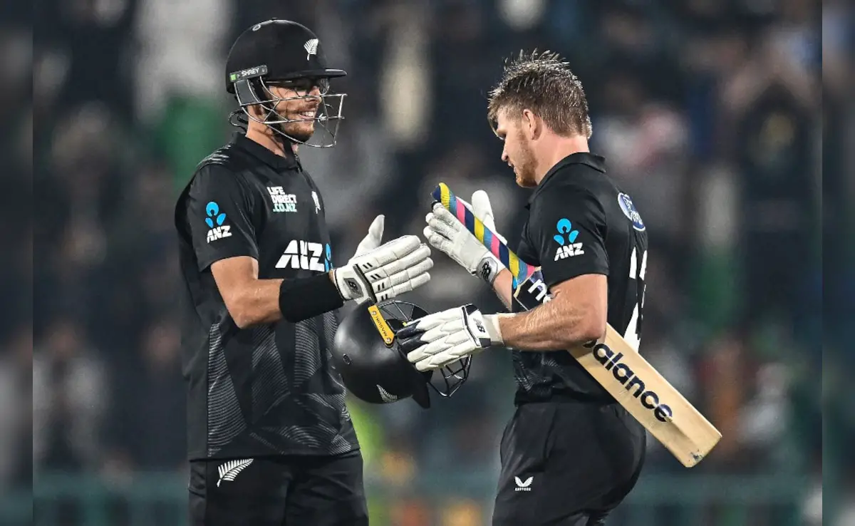 Tri-Nation Series: Glenn Phillips and Mitchell Santner Lead New Zealand to 78-Run Win over Pakistan