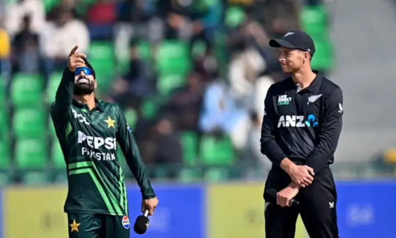 Pakistan vs New Zealand Live Scorecard | Champions Trophy 2025 Live: Pakistan Skipper Mohammad Rizwan Opts to Bowl vs New Zealand in Opener