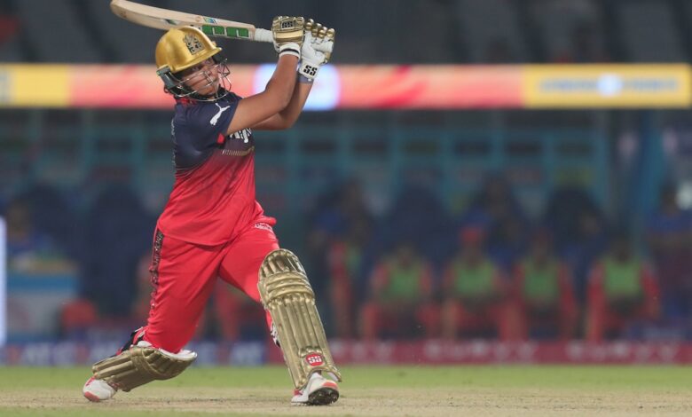 Gujarat giants vs royal challengers bengaluru highlights, wpl 2025: richa ghosh fires rcb to sensational 6-windet win over gg