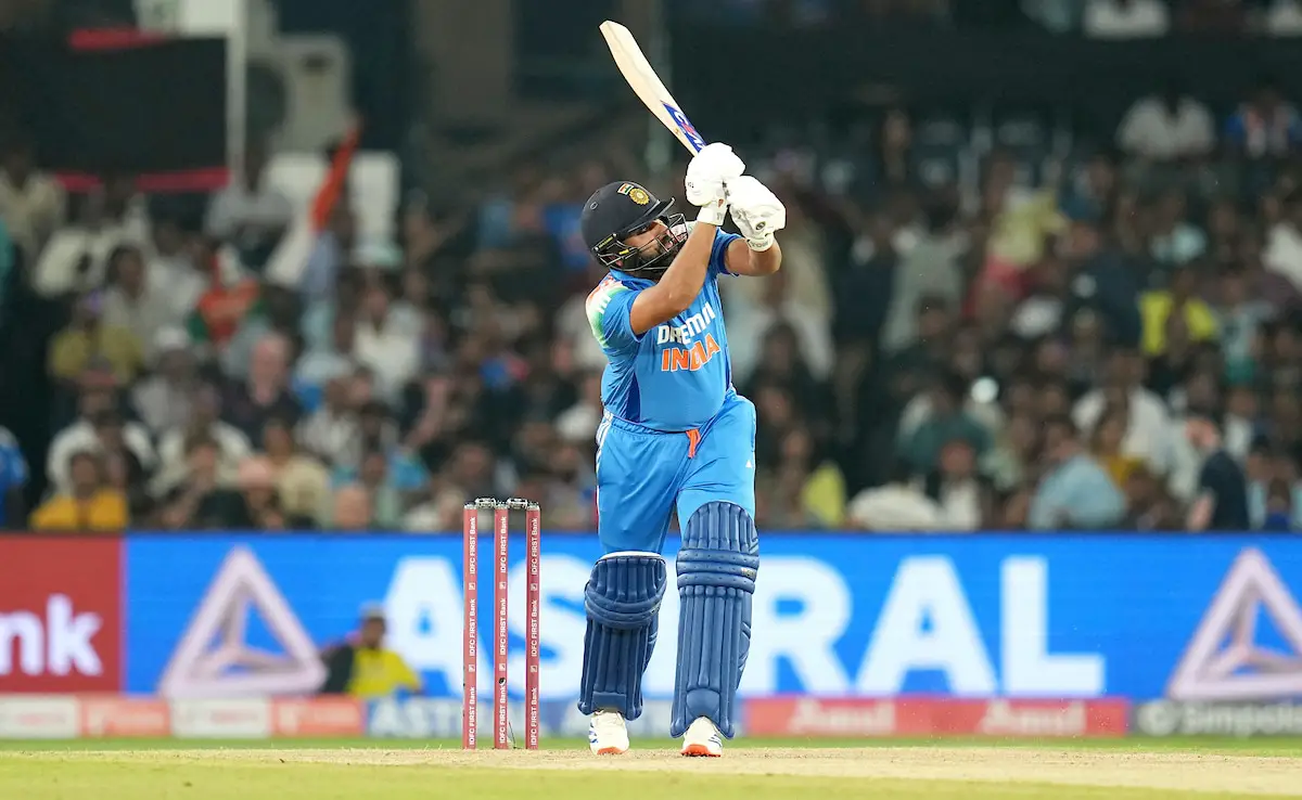 Rohit sharma delights cuttack crowd with 7 Sixes, Sunil Gavaskar Makes Cheeky 'Shahid Afridi' Remark